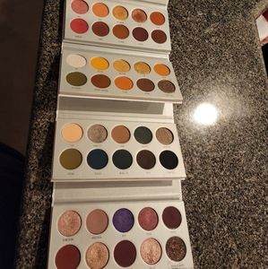 4 Jaclyn Hill Eye Shadow Palettes